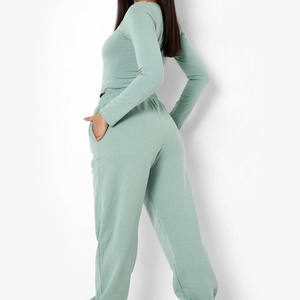 Conjuntos de Ropa de Invierno para Mujer, Tallas Grandes, Diseño 2024, Logotipo Personalizado OEM, Chándal, Pantalones Deportivos y Sudadera con Capucha, Conjunto de 3 Piezas - Product Image 5