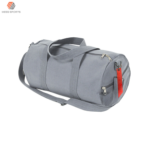 Sac de sport unisexe 2024, nouveau modèle personnalisé, en polyester 420D imperméable avec fermeture éclair, vente en gros à bas prix, tissu de qualité supérieure - Product Image 3