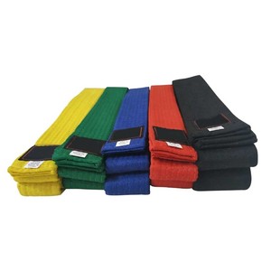 Cinturón de kárate resistente con logotipo personalizado, ropa de entrenamiento y artes marciales hecha en fábrica - Product Image 4