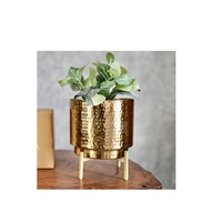 Pot dan Pot Bunga Logam Modern Berlapis Bubuk untuk Luar Ruangan, Rumah, dan Taman