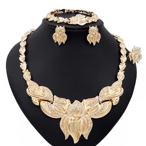 Zhuerrui grandi fiori ti amo <span class=keywords><strong>Xoxo</strong></span> abbraccio e bacio Set di gioielli Dubai matrimonio dorato alla moda collana di lusso Set di gioielli X0095 - Product Image 4
