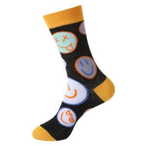Chaussettes décontractées en coton durable pour hommes Design respirant pour un usage quotidien Couleurs classiques élégantes Logo personnalisé Option Chaussettes de sport - Product Image 6