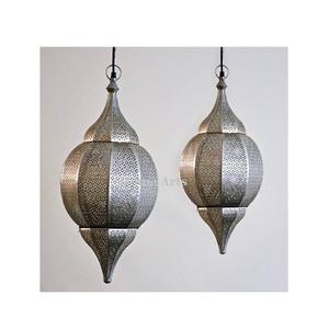 <b>Set</b> <b>Of</b> 3 Metal Hotel Decorations Lantern Different Sizes And Shape Cutting Lantern Decor Hotel Decoration Use - Product Image 5