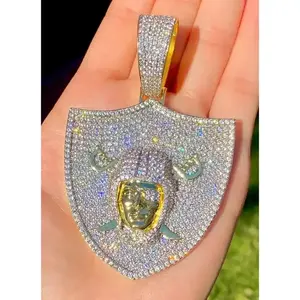 Colgante de diamante Hip Hop de Plata de Ley 925 unisex Moissanite con oro y Perla garantizados para cautivar - Product Image 3
