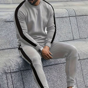 ชุดกีฬาลำลองสำหรับผู้ชายสีตัดกันคอกลมพิมพ์ลายสีตัดกัน - Product Image 1