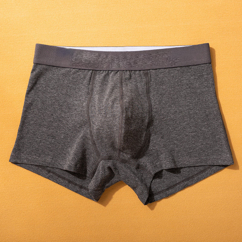 สีเทาเข้ม