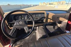 DODGE RAM D150 d'occasion 1990, conduite à gauche/droite - Product Image 2