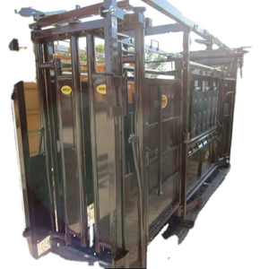 Système de corral de compression pour bovins en acier HiQual, neuf, avec bacs et allées - Product Image 2