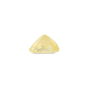 Saphir Jaune Naturel (Pukhraj) 5,81 Carats, Taille Émeraude Facettée, Pierre Libre, Matériau de Gemme Rouge Similaire à l'Alexandrite - Product Image 2