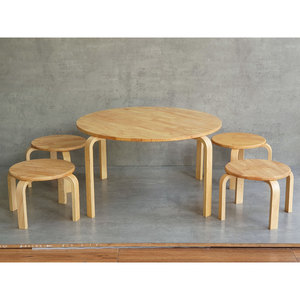 KGD021 Juego de Muebles Infantiles de Diseño Escandinavo, 1 Mesa Redonda y 4 Sillas de Madera, Material de Madera Maciza para Jardín de Infancia - Product Image 6