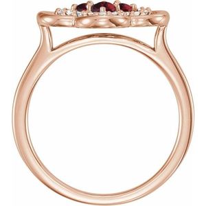 Anillo Clover Dainty de Oro de 10k con Incrustaciones de Piedras Preciosas en Platino y Rodio, con Turquesa, Rubí, Circonio y Perla como Elementos Principales para Uso Diario - Product Image 2