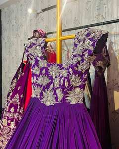 Robe Anarkali bleue exclusive Salwar Kameez Robes indiennes en soie pour femmes - Product Image 3