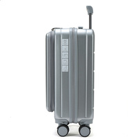 Valise rigide durable avec coque résistante aux rayures et une sensation de luxe. Ensemble de bagages
