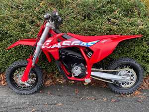 MC-E 3 ensamblado disponible - Product Image 3