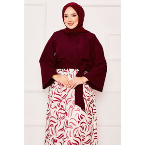 Conjunto de Traje Borgoña para Mujer con Falda de Mangas Anchas y Cinturón Incorporado, Elegante y con Estilo - Product Image 2
