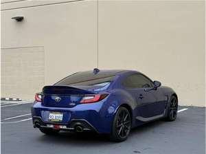 GR86 2023 Premium Eléctrico Automático Convertible con Interior Oscuro y Cámara Trasera en Venta - Product Image 3