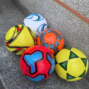 Ballons de football personnalisés en cuir PU de taille junior 5, durables et écologiques, avec logo personnalisé, promotionnels - Product Image 5