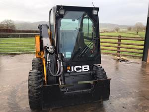 Chargeuse compacte sur pneus JCB 175 certifiée CE pour la construction et l'agriculture - Product Image 4