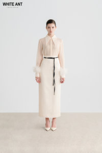 Tops y blusas para mujer El mejor precio Manga larga Esber Blusa de plumas de manga larga Embalaje personalizado Fabricante Whiteant - Product Image 4