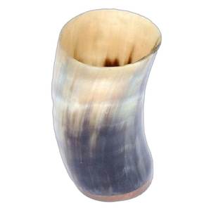 Vasos de Cerveza de Cuerno de Búfalo Hechos a Mano de Primera Calidad, Hechos con Cuerno Natural de la India por HANNAN HANDICRAFT - Product Image 1