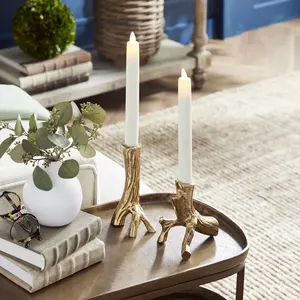 Candelabro de Estilo Europeo de Tendencia para Hogares Elegantes, Proyectos de Interiores de Alta Gama, Hecho por Zahid Exports, Gran Mayorista - Product Image 3