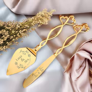 Ensemble couteau à gâteau et serveur en laiton parfaitement conçu pour organiser des fêtes d'anniversaire et des événements de style au prix de gros de l'Inde - Product Image 6
