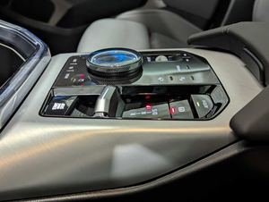 พร้อมส่งมอบ ปี 2025 บีเอ็มดับเบิลยู เอ็กซ์3 เอ็ม50 เอ็กซ์ไดรฟ์ รุ่น DIY พร้อมการรับประกัน 3 ปี สภาพดีเยี่ยม มือสอง - Product Image 3