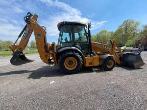 Retroexcavadora de motor Kubota para Case 580M Buena condición Minicargadora delantera con componentes básicos que incluyen motor y - Product Image 3