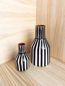 Florero Moderno de Hierro Forjado con Detalles Metálicos Audaces, Acabado Premium Antiguo, Estilo Costero Hecho a Mano, Decoración de Moda - Product Image 4