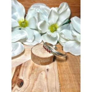 สร้อยข้อมือแฟชั่นเงินสเตอร์ลิงรูปหอยมุกหนามของแอรอน เดวิส - Product Image 3