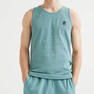 Meilleures ventes Débardeur pour homme de haute qualité, coupe ajustée, vêtements de fitness décontractés, tricoté, fabriqué au Pakistan - Product Image 1