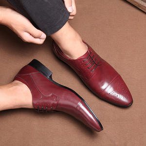 Chaussures Oxford en cuir de vachette durables avec semelle intérieure rembourrée et semelle extérieure résistante à l'usure, chaussures habillées pour hommes, chaussures de ville - Product Image 6