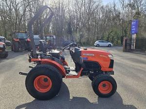 KUBOTA B2650 original et d'occasion Comparer les tracteurs de moins de 40 HP Prix bon marché à vendre - Product Image 3