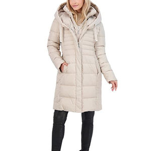 Veste longue matelassée pour femme en toile respirante imperméable en coton avec logo personnalisé, capuche contrastée et capuche amovible - Product Image 1