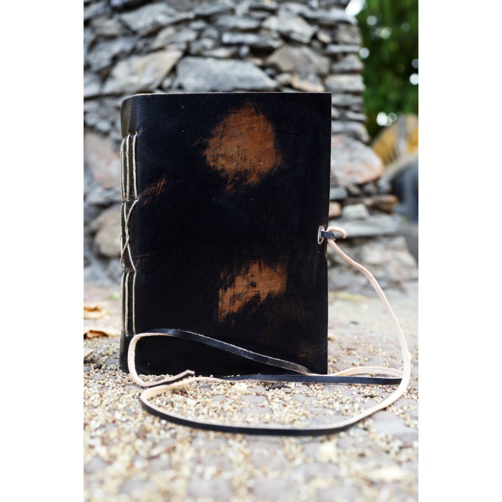 สีน้ำตาล