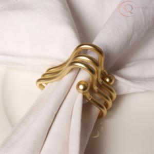 Anneaux de serviette de qualité supérieure pour la mise en place de la table, design en métal élégant pour les hôtels, les restaurants et les repas à domicile - Product Image 3