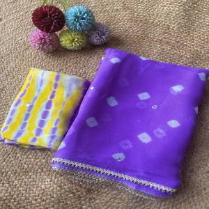 Sari en Georgette de Viscose Pure VASTRA COTTAGE avec Imprimé Bandhani sur Toute la Surface, Blouse Shibori Contrastée avec Travail de Miroir - Product Image 1