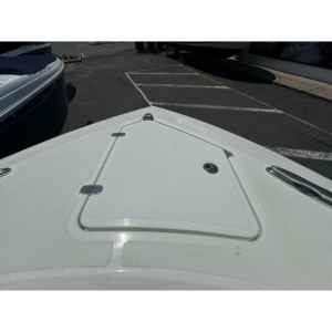 Bateau de pêche Pursuit DC 326 2025 avec moteur Yamaha, longueur 8,1-12 m, capacité de carburant de 300 gallons - Product Image 1