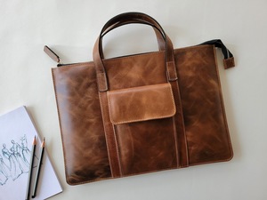 Sac messager pour ordinateur portable élégant et vintage en cuir véritable de 15 pouces, fermeture éclair, vente en gros, usine OEM - Product Image 4