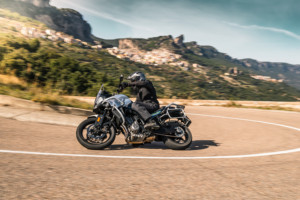 Precio de Fábrica Nueva Motocicleta de Aventura CF/Moto 800MT SPORT 2025 con 2 Años de Garantía Lista para Enviar Ahora - Product Image 5