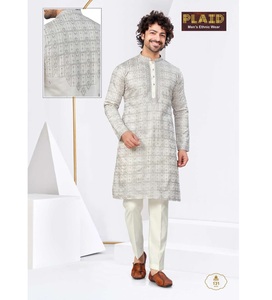 ชุดถักลายผ้าไหมเนื้อนุ่มสำหรับผู้ชายทำจากผ้าที่สวมใส่สบายและแสดงออกแบบดั้งเดิม - Product Image 2