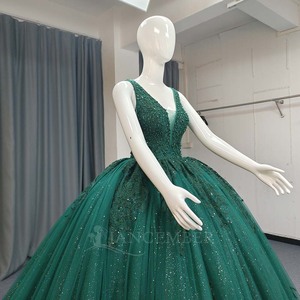 Vestido de Fiesta Largo hasta el Suelo con Cuello en V, Apliques de Lentejuelas Brillantes ANY191, Color Verde Esmeralda, Estampado Natural, Estilo Princesa - Product Image 5
