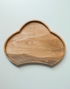 Plateau en bois fait main de qualité supérieure avec un aspect naturel conçu pour une utilisation pratique et une présentation élégante - Product Image 5