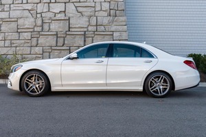 Mercedes-Benz S560 4Matic Sedán 2018, usado en buen estado. - Product Image 6