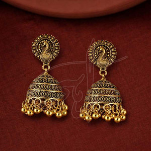 Vente directe d'usine, nouvelle arrivée, boucles d'oreilles tendance en acier inoxydable plaqué or, design personnalisé, fabriquées au Pakistan - Product Image 3