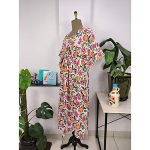 Boho-Stil Indische Handbedruckte <b>Kaftan</b>-Kleid Weisse Und Rosa Blumenblten Atmungsaktiver Und Leichter Swimsuit Cover Ups - Product Image 6
