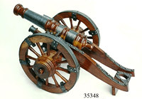 Canon en bois artisanal