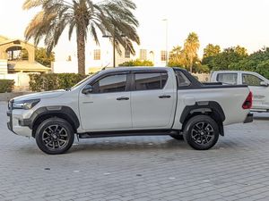 Toyota Hilux GR V4 TRD Off-Road 2020 Nueva/Usada, 2.7L Diésel, Automática, Techo Solar, Asientos de Cuero Oscuro, 6 Plazas, 24000km, Luces LED Traseras de 360° - Product Image 6