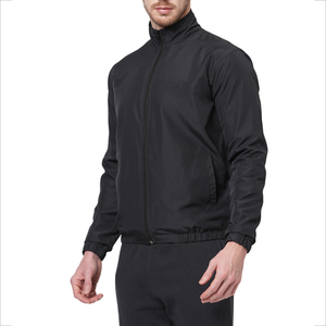 เสื้อแจ็คเก็ตซอฟต์เชลล์สำหรับผู้ชาย - ทรงทันสมัย เหมาะสำหรับกิจกรรมกลางแจ้ง ใช้ได้ในวันที่อากาศเย็นสบาย ให้ความรู้สึกสบายระบายอากาศได้ดี ดูดีมีสไตล์ - Product Image 4