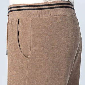 Pantalones cortos informales ligeros para hombre para verano tela de algodón suave con cintura elástica suministro de fábrica OEM - Product Image 6